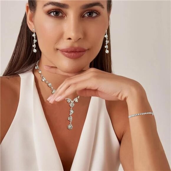 Rhinestone Jewelry Set for Women Sparkly Silver Clutch Purse Wedding Bridal - Picture 4 of 5